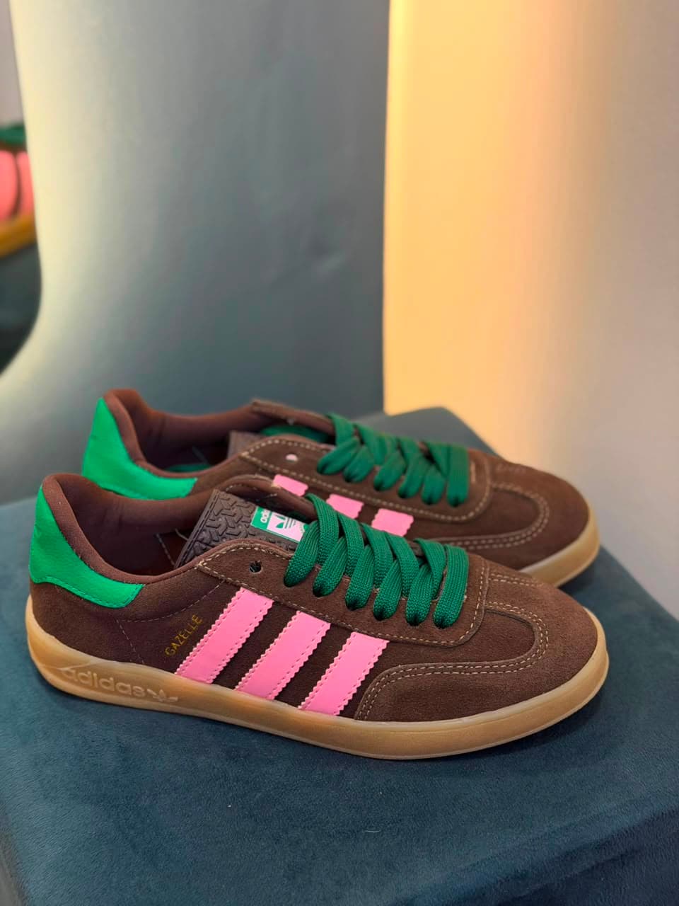 Adidas Gazelle Marrom