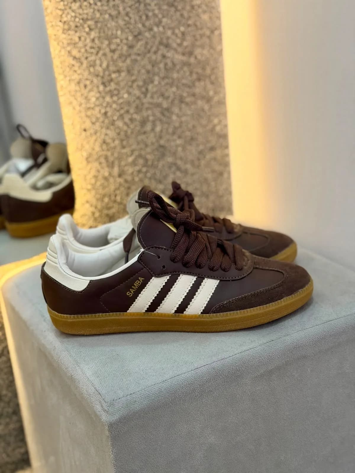 ADDS Samba Vegan Marrom/Branco