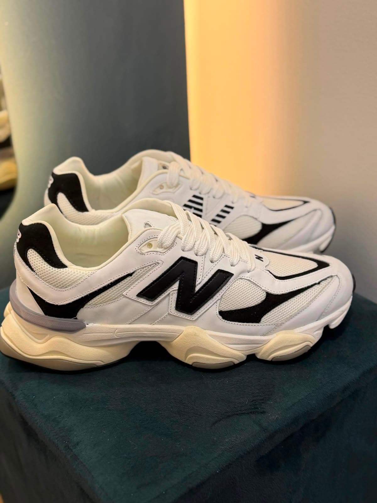 NB 9060 Branco/Preto