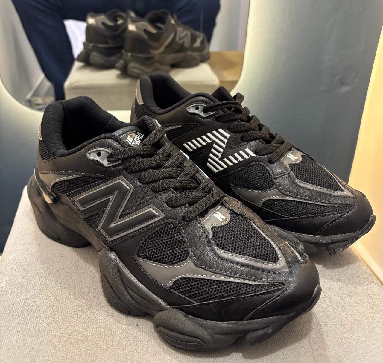 NB 9060 Preto