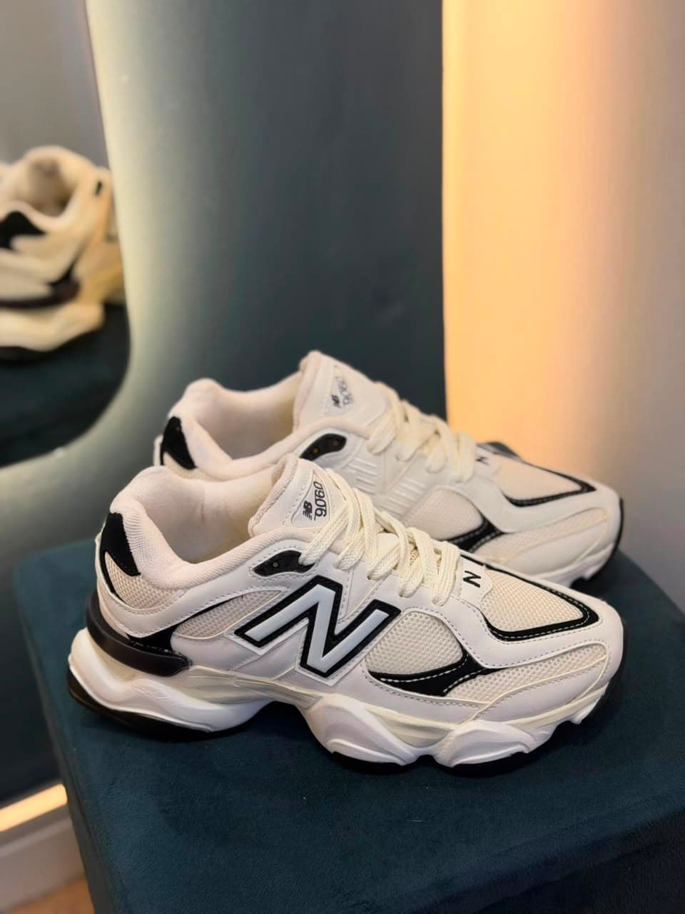 New Balance 9060 Branco/Preto